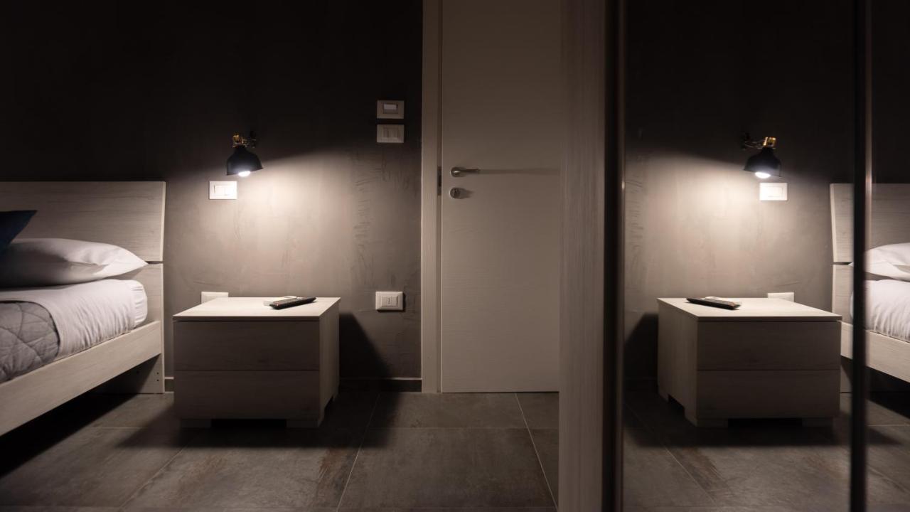 4 Balconi Rooms-Elements B&B 莱切 外观 照片