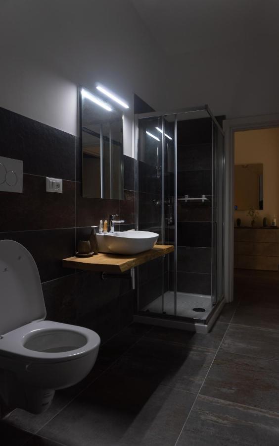 4 Balconi Rooms-Elements B&B 莱切 外观 照片