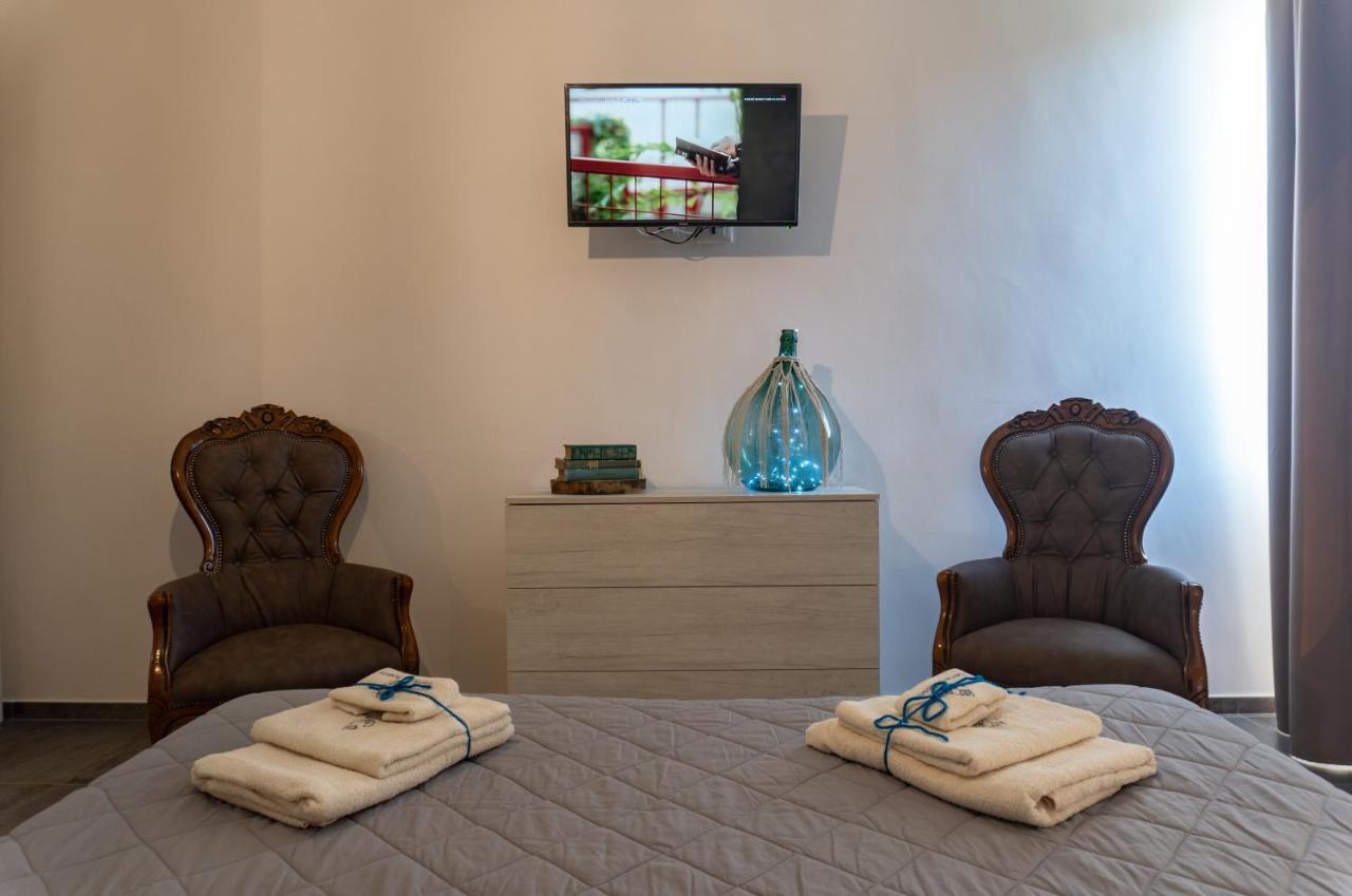 4 Balconi Rooms-Elements B&B 莱切 外观 照片